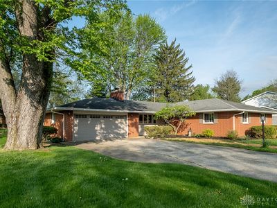 1077 Lark Ln