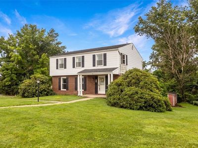 26 Mohawk Dr