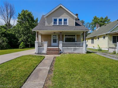 Property at 9725 Parkview Ave, Garfield Heights, OH