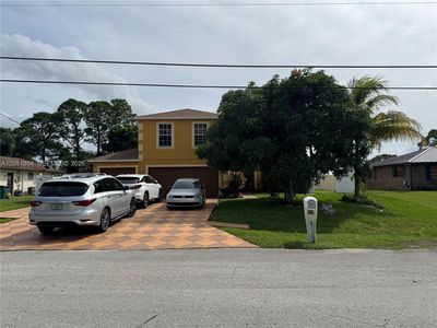 402 SE Crosspoint Dr