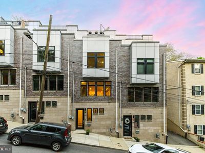 239 Lyceum Ave