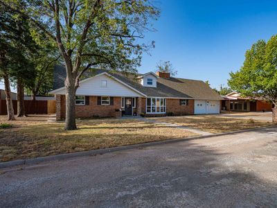 Property at 1406 Bartley St, Stamford, TX