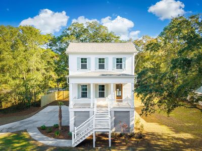 1129 Hamlin Rd