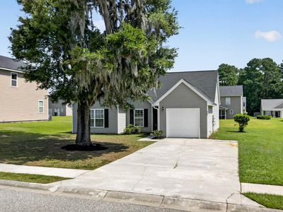 425 Watershed Dr