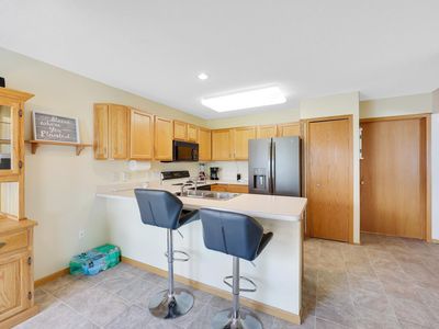 9462 Prairieview Trl N