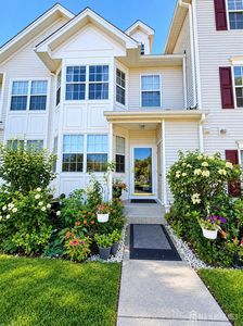 1505 Blossom Cir