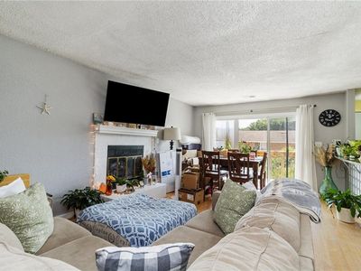 1634 E Ocean View Ave APT 2E