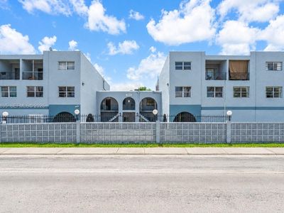 1300 W 53rd St APT 20