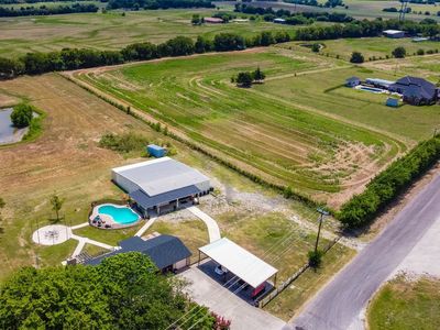 8204 County Road 1061