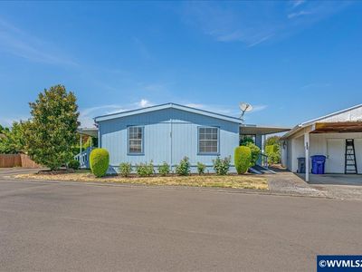 5422 Portland Rd NE Unit 102