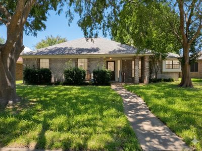 2401 Cortland Cir