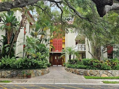 1012 Pearce Dr UNIT 305