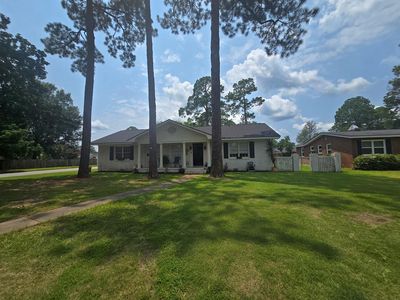 2101 Robinhood Rd