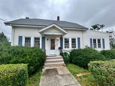 Property at 556 Brayton Ave, Somerset, MA