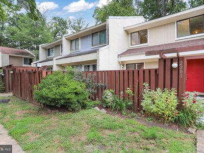2205 Southgate Sq #2205