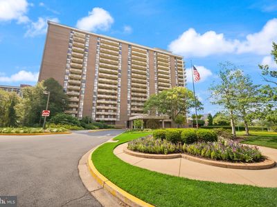 1800 Old Meadow Rd APT 1619