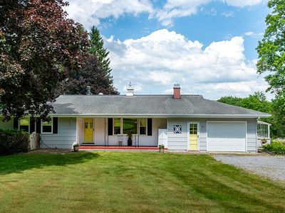 5827 Vermont Hill Rd