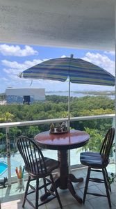 100 Bayview Dr APT 725