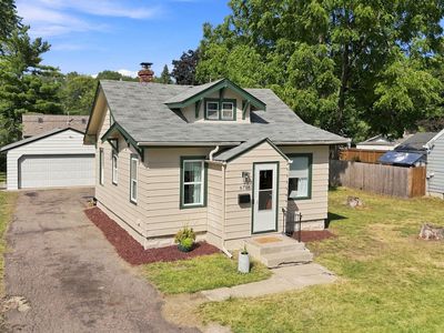 6714 Corvallis Ave N