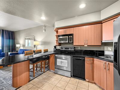 211 E Flamingo Rd #1407