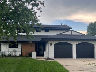 Property at 214 Cambridge Ln, Bloomingdale, IL