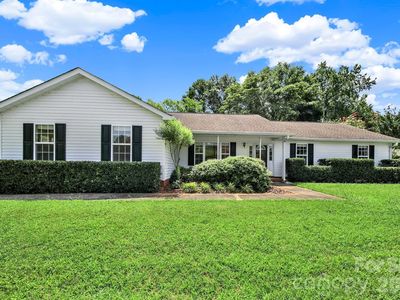 1805 Lillian Ln