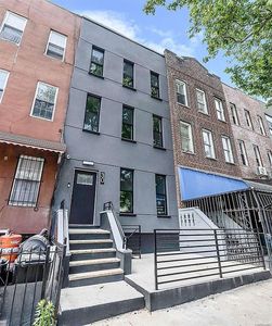 30 Marconi Pl