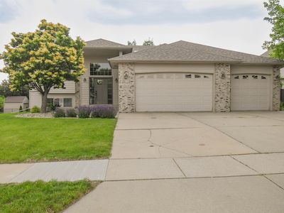 6312 S Heatherridge Ave