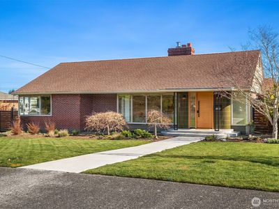 4907 Delaware Street