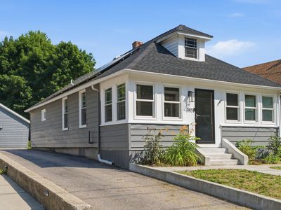 380 South Burnham Highway