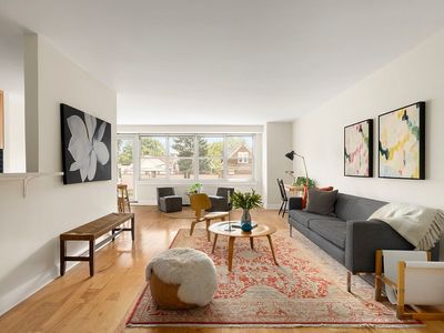 135 Ocean Pkwy APT 3R