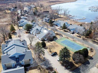 5322 Lighthouse Bay Drive