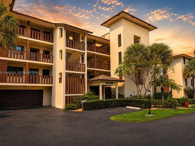 166 SE Saint Lucie Blvd #D-203