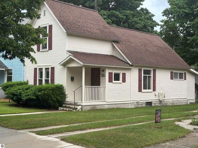 Property at 215 W 10th St, Traverse City, MI