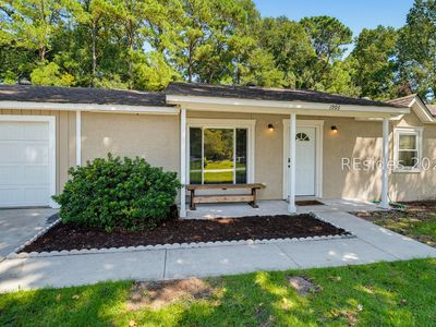 1993 Colonial Ave