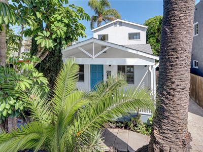 2328 Beach Ave