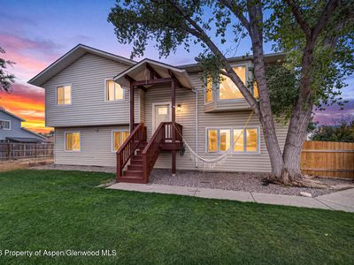 1592 Balsam Ct