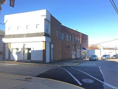 300 Longfellow St
