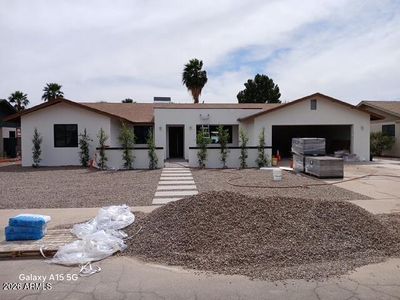 3127 E ALTADENA Avenue