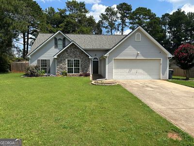 30 Syracuse Ln