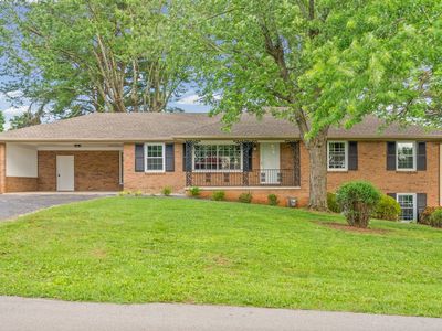122 Donna Dr