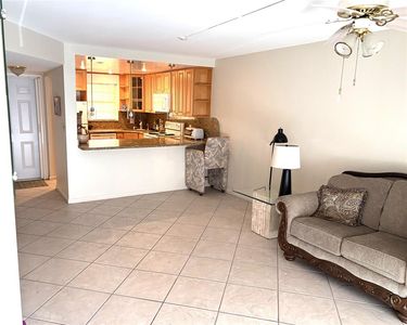 630 Tennis Club Dr #202