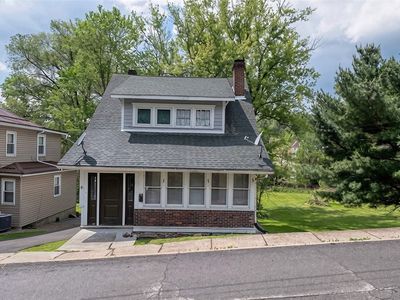 Property at 68 Center Ave, Burgettstown, PA