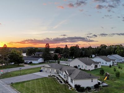 1994 Longview Dr