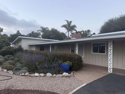 1642 York Dr