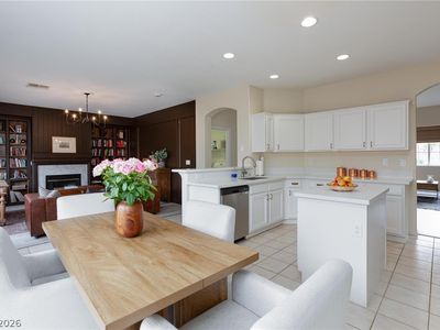 8204 Burgesshill Ave