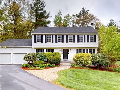 8 Lynnwood Dr