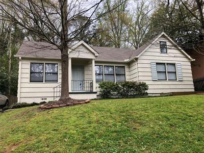 901 Cumberland Rd NE