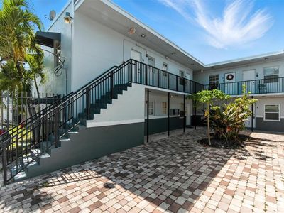 3615 Thomas Ave APT 16