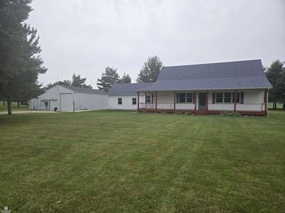 8045 Duquette Rd
